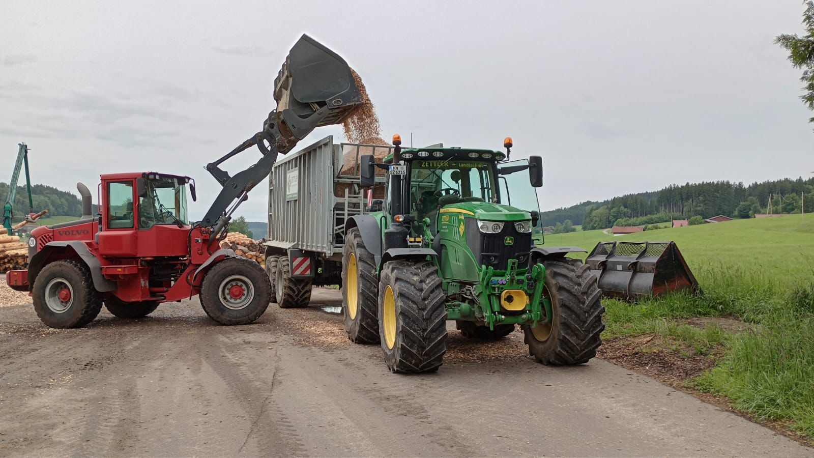 Traktor Zettler Landtechnik